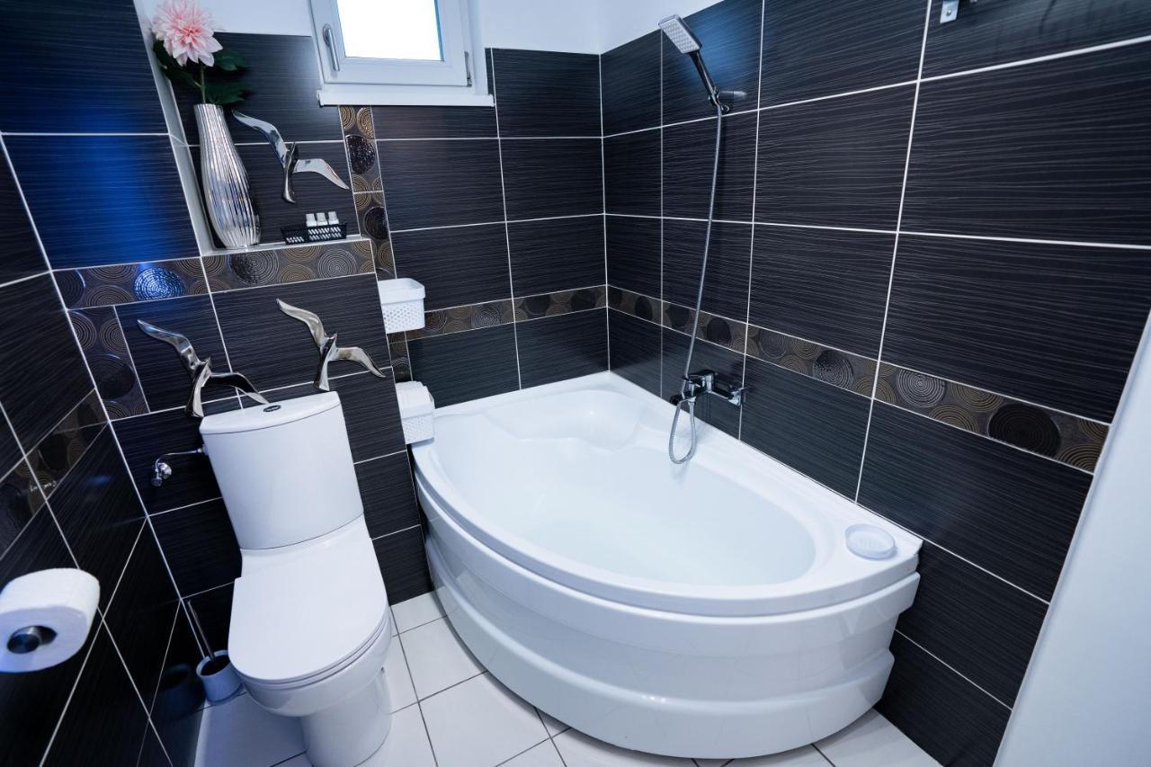 Apartament Rcity Apartament 4 Bukareszt Zewnętrze zdjęcie